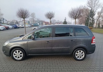 Opel Zafira B 1.6 Twinport ecoFLEX 115KM 2011 Opel Zafira Zarejestrowany w Polsce - benzyna - 7 foteli 1.6 Benzyna 116KM, zdjęcie 9