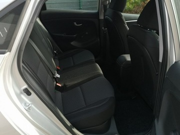 Hyundai i30 II Hatchback 5d 1.6 CRDi 110KM 2015 Hyundai i30 1.6CRDI 110KM Klima ALU Isofix, zdjęcie 17