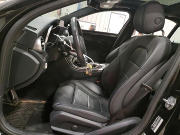 Mercedes Klasa C W205 2018 Mercedes-Benz Klasa C 2018 MERCEDES-BENZ C 300 4MATIC 2.0 Benzyna 241KM, zdjęcie 7