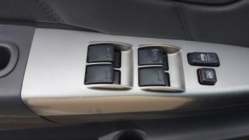 Toyota Hilux VII Podwójna kabina Facelifting 3.0 D-4D 171KM 2012 Toyota Hilux 3.0 Diesel 170 KM, zdjęcie 15