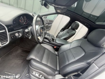 Porsche Cayenne III SUV 3.0 340KM 2020 Porsche Cayenne Porsche Cayenne Platinum Edition 3.0 Benzyna 340KM, zdjęcie 19