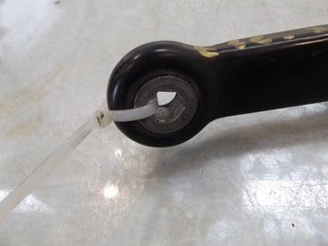 E46 ЛЕВЫЙ РЫЧАГ СТЕКЛООЧИСТИТЕЛЯ