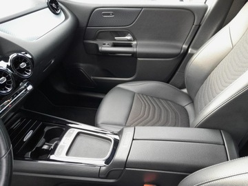 Mercedes Klasa B W247 Sports Tourer Facelifting 1.3 200 163KM 2023 Mercedes-Benz B 200 7G-DCT/Android Auto/MBUX/Wyświ, zdjęcie 18