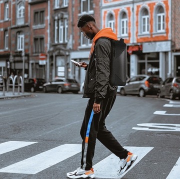 Светодиодный рюкзак + школьное приложение POWERBANK OG smart EYES Bluetooth