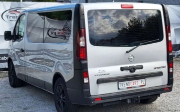 Opel Vivaro B Kombi Extra Long H1 2,9t 1.6 BiTurbo 140KM 2015 Opel Vivaro 9 miejsc 140 KM Navi bezwypadkowy oplacony 1.6 Diesel 140KM, zdjęcie 5