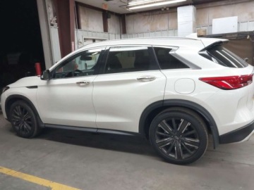 Infiniti QX50 2021 Infiniti QX50 2021 INFINITI QX50 LUXE 2.0 Benzyna 268KM, zdjęcie 3