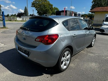 Opel Astra J Hatchback 5d 1.4 Turbo ECOTEC 140KM 2012 Opel Astra 1.4-140KM Nowy silnik świeżo, zdjęcie 4