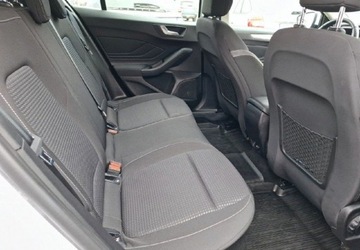 Ford Focus IV Kombi 1.0 EcoBoost 125KM 2019 Ford Focus 1.0 EcoBoost Trend Edition Benzyna 125KM, zdjęcie 18