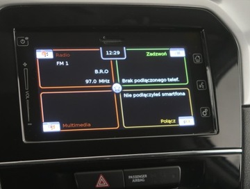 Suzuki Vitara III SUV Facelifting 1.0 BoosterJet 111KM 2019 Suzuki Vitara 1.0 BoosterJet, Salon Polska, zdjęcie 12