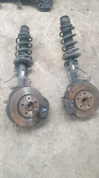 PIASTA MACPHERSON PRAWA 6Q0413031BL SKODA