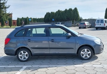 Skoda Fabia II Kombi 1.4 i 16V 85KM 2009 Skoda Fabia 1,4 Mpi Klima El szyby Oplacony..., zdjęcie 4