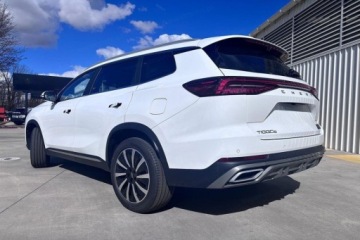 Chery Tiggo 8 SUV PHEV 1.5 T-GDI DHE 279KM 2025 CHERY TIGGO 8 Prestige Super Hybrid 1.5 T-GDI 279KM 7os. 2025, zdjęcie 3