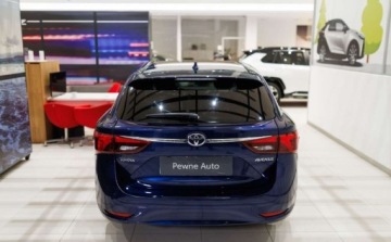 Toyota Avensis III Wagon Facelifting 2015 1.8 Valvematic 147KM 2016 Toyota Avensis 1.8 Premium 1.8 Benzyna 147KM, zdjęcie 4