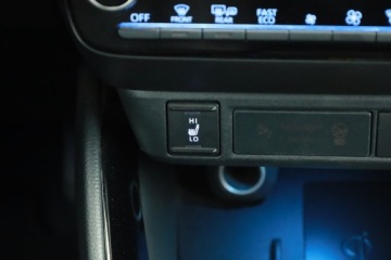 Toyota Yaris IV Hatchback 1.5 Hybrid Dynamic Force 116KM 2021 Toyota Yaris 1.5 VVT-i Hybrid, Salon Polska, zdjęcie 12