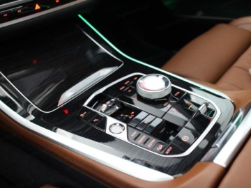 BMW X5 G05 SUV Facelifting 3.0 40d 352KM 2025 BMW X5 xDrive40d Sport Suv 3.0 (352KM) 2025, zdjęcie 10