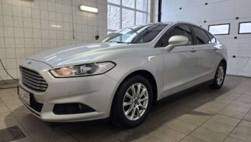 Ford Mondeo V Sedan 2.0 TDCi 150KM 2015 Ford Mondeo 2,0 TDCI 150 KM, 179 Tys.km, Salon PL, Serwisowany, Gwarancja, zdjęcie 2