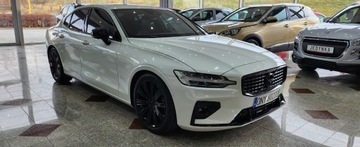 Volvo S60 III 2021 Volvo S60 2.0 Turbo benzyna 250 km. 4x4 Najbogatsza wersja wyposazenia 2.0, zdjęcie 12