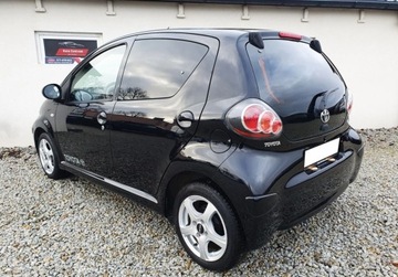 Toyota Aygo I 2010 Toyota Aygo SLICZNA 1.0 Benzyna AUTOMAT Po Ser..., zdjęcie 1