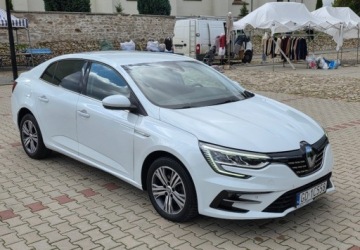 Renault Megane IV GrandCoupe Facelifting 1.3 TCe 140KM 2021 Renault Megane I rej. 2022GrandCoupeIntens140 KMTCeSalon PLGwarancja produ, zdjęcie 2