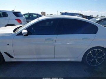 BMW Seria 5 G30-G31 2021 BMW Seria 5 540i 2021 3.0l 3.0 Benzyna 335KM, zdjęcie 2