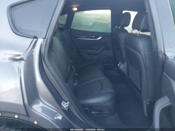 Maserati Levante 2022 Maserati Levante GT 2022 3.0l 3.0 Benzyna 345KM, zdjęcie 12