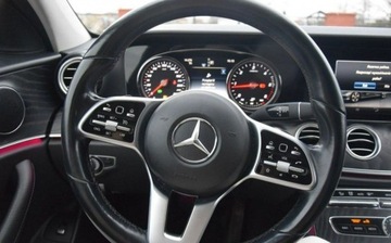 Mercedes Klasa E W213 2019 Mercedes-Benz Klasa E 2.0D 2019r AMG Super Stan Sprowadzony Oplacony 2.0, zdjęcie 22