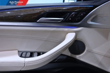 BMW X3 G01 SUV 2.0 20d 190KM 2018 BMW X3 xDrive20dFV23Adaptacyjne reflektory LEDSterowanie Gestami BMW, zdjęcie 8