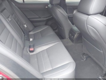 Lexus IS III 2023 Lexus IS 500 F Sport Performance Premium 2023 5.0 Benzyna 472KM, zdjęcie 13