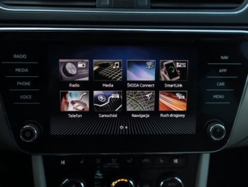 Skoda Superb III Kombi Facelifting 2.0 TDI 190KM 2019 Skoda Superb 2.0 TDI, Salon Polska, 187 KM, zdjęcie 11