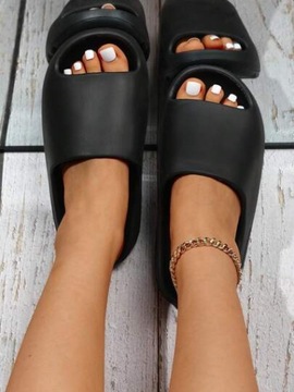 SHEIN CZARNE KLAPKI PLATFORMA (40,5-41)
