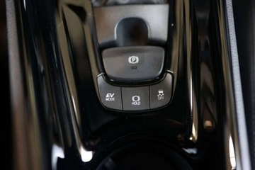 Toyota C-HR I Crossover Facelifting 2.0 Hybrid Dynamic Force 184KM 2023 Toyota C-HR 2.0 Hybrid Style 2.0 Hybryda 184KM, zdjęcie 32