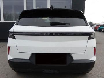 Opel 2026 Od ręki - GS 1.2 Turbo 145KM / Pakiet Tech Plus, zdjęcie 3