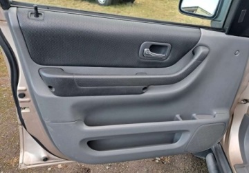 Honda CR-V I 2.0 16V 147KM 1999 Honda CR-V Honda CR-V 2.0 L 4WD 2.0 Benzyna 147KM, zdjęcie 13