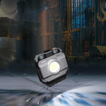 Latarka Lampa Halogen LED Fenix CL28R 2000lm USB-C