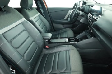 Citroen C4 III SUV 1.2 PureTech 130KM 2021 Citroen C4 1.2 PureTech, Salon Polska, Serwis ASO, zdjęcie 6
