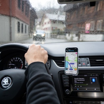 UCHWYT DO SAMOCHODU NA TELEFON DO KRATKI ŁADOWARKA SAMOCHODOWY DO MAGSAFE