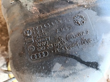 NÁDRŽ PALIVA Z VLOŽKOU VOLKSWAGEN LUPO 1.4 6X0201085D ORIGINÁLNÍ