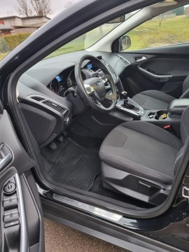 Ford Focus III Hatchback 5d 1.6 Duratec 105KM 2012 Ford Focus 1.6 benzyna 105km / Titanium / Alu /, zdjęcie 6