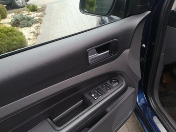 Ford Focus II Hatchback 5d 2.0 Duratec 145KM 2005 Ford Focus 2.0 16v 145KM Klimatr Xenony Skóra Alu, zdjęcie 10