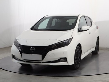 Nissan Leaf II Hatchback Facelifting 39kWh 150KM 2023 Nissan Leaf 40 kWh, SoH 95%, Salon Polska, zdjęcie 1