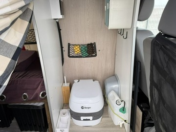 Volkswagen Caravelle T5 Caravelle Facelifting długi rozstaw osi 2.0 TDI 102KM 2010 Volkswagen Transporter VW T5 Kamper 2.0 TDI KLIMA, zdjęcie 22