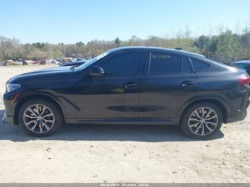 BMW X6 G06 2021 BMW X6 M50I 2021 4.4l 4.4 Benzyna 523KM, zdjęcie 2