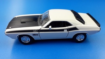 WELLY 2019 DODGE RAM 1500 ТЕМНО-КРАСНЫЙ 1:34