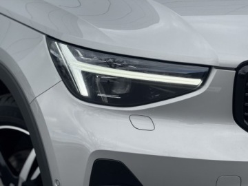 Volvo XC40 Crossover Facelifting 2.0 B3 163KM 2025 Volvo XC 40 B3 Plus Dark | Pixel LED | Harman Kard, zdjęcie 32
