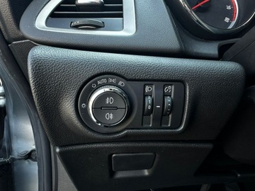 Opel Astra J Hatchback 5d 1.4 Turbo ECOTEC 140KM 2012 Opel Astra 1.4-140KM Nowy silnik świeżo, zdjęcie 7