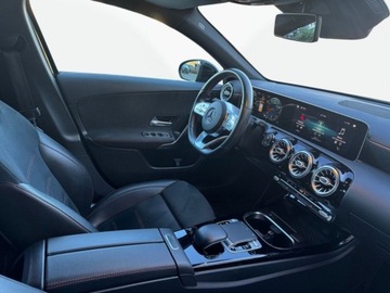 Mercedes Klasa A W177/V177 Hatchback 1.3 200 163KM 2019 Mercedes-Benz Klasa A 1.3 Benzyna 163KM, zdjęcie 14