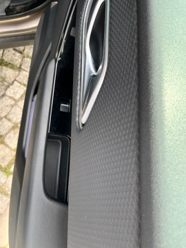 Land Rover Range Rover Velar SUV 2.0 SD4 240KM 2019 Land Rover Range ROVER VELAR 2.0 I4 R-DYNAMIC S 240CV AUTO, zdjęcie 24