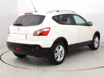 Nissan Qashqai I Crossover 2.0 140KM 2010 Nissan Qashqai 2.0, 4X4, Automat, Navi, Xenon, zdjęcie 4