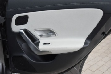 Mercedes CLA C118/X118 Shooting Brake 2.0 200d 150KM 2020 Mercedes-Benz CLA MERCEDES CLA200 150KM AMG LED Virtual Panorama Gwarancja, zdjęcie 32