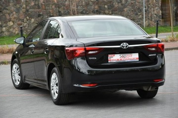 Toyota Avensis III Sedan Facelifting 2015 1.6 Valvematic 132KM 2015 Toyota Avensis 1.6 132KM 2015r. lift SALON climatr, zdjęcie 15